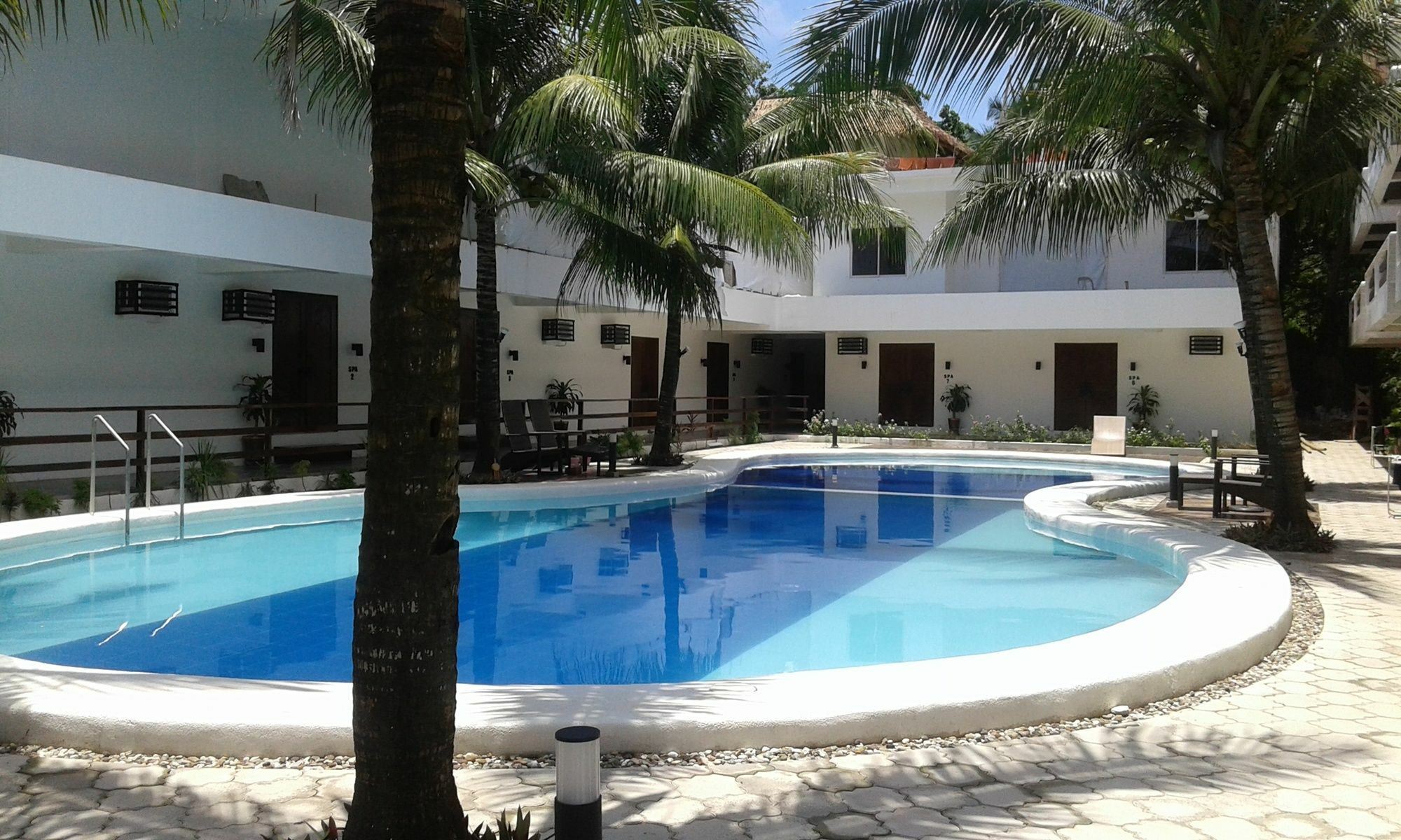 Feliness Resort Manoc-Manoc Exterior foto